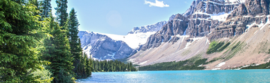 Image of a lake and mountains in Canada 